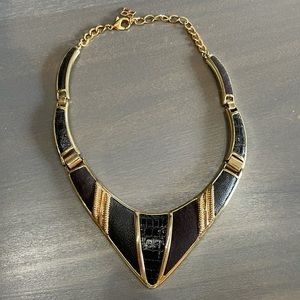 BCBG Statement necklace